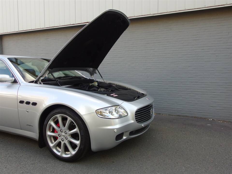 Bild 86/99 von Maserati Quattroporte 4.2 (2007)