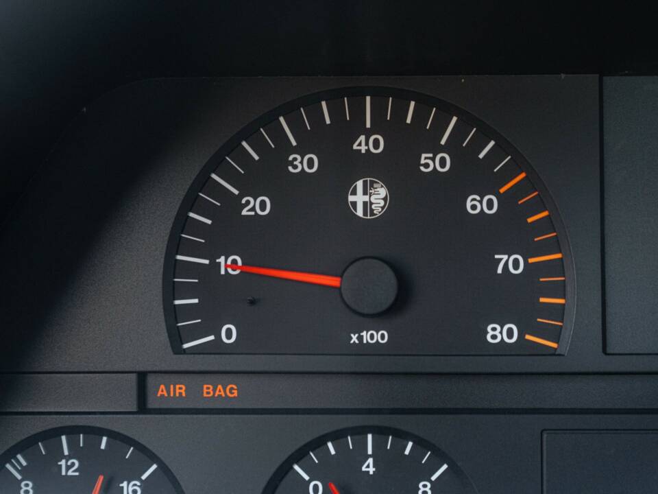 Afbeelding 48/50 van Alfa Romeo 164 2.0 Super (1995)