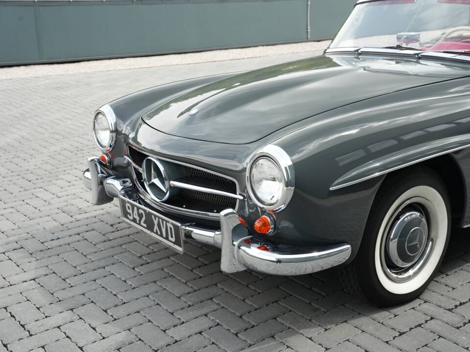 Image 28/50 de Mercedes-Benz 190 SL (1961)