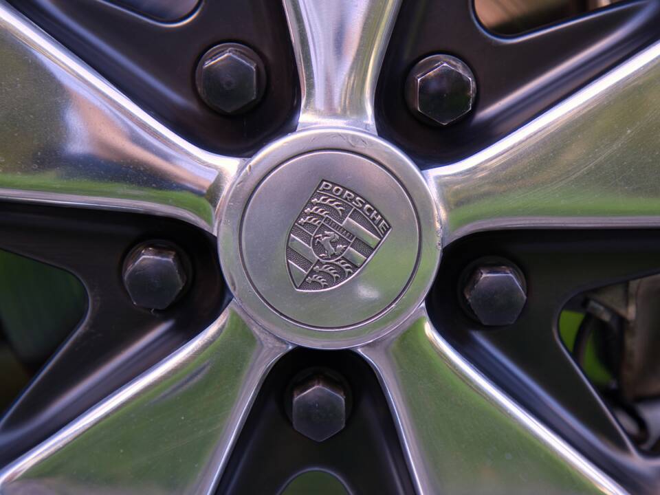 Image 38/76 of Porsche 911 2.4 T (1973)