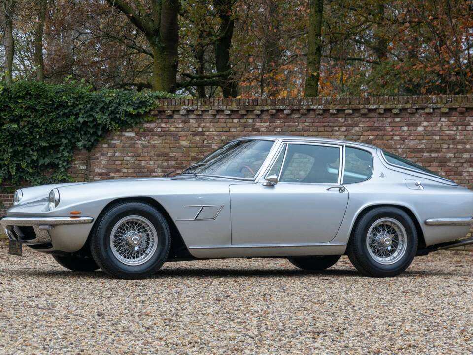 Image 11/50 of Maserati Mistral 4000 (1966)