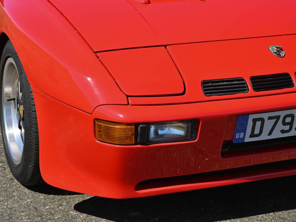 Image 38/50 of Porsche 924 Carrera GT (1986)