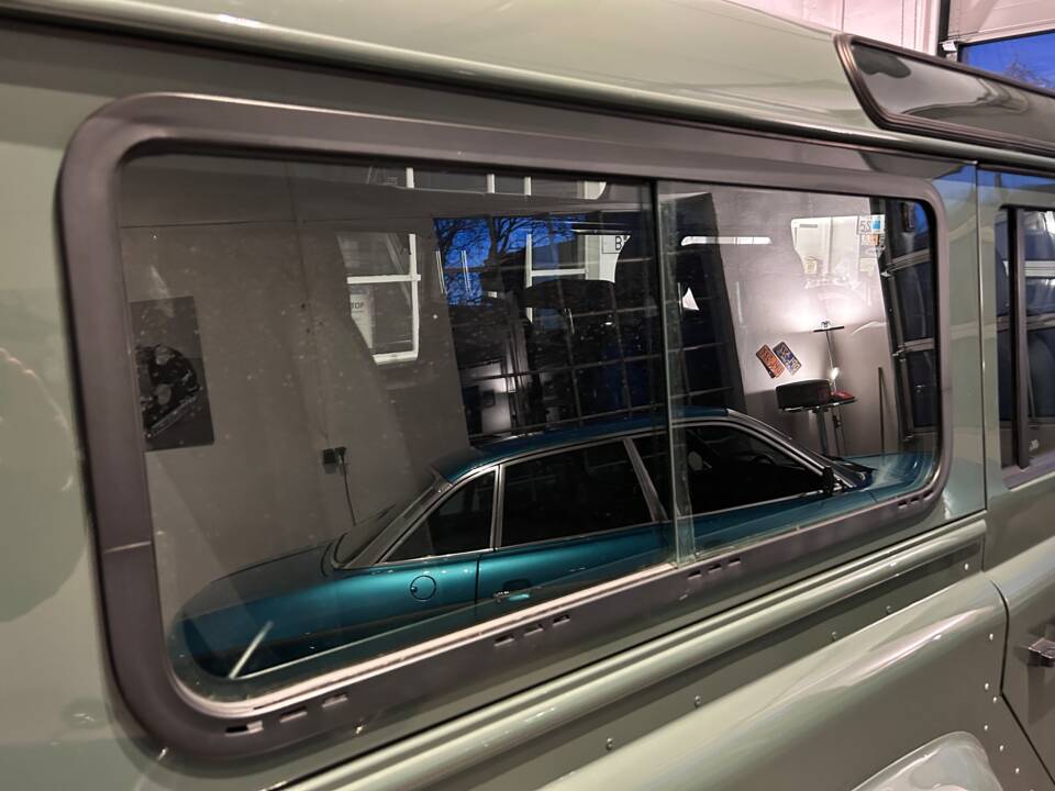 Image 10/35 of Land Rover Defender 90 (2014)