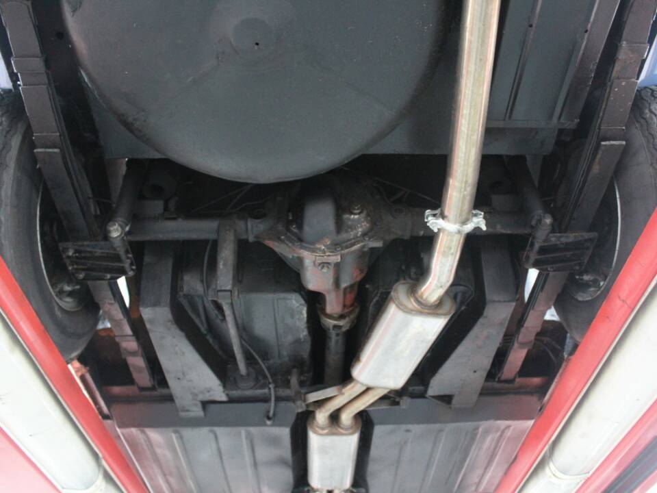 Image 16/50 of Maserati Indy 4900 (1971)