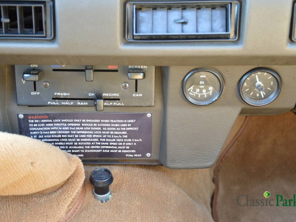 Bild 38/50 von Land Rover Range Rover Classic (1981)