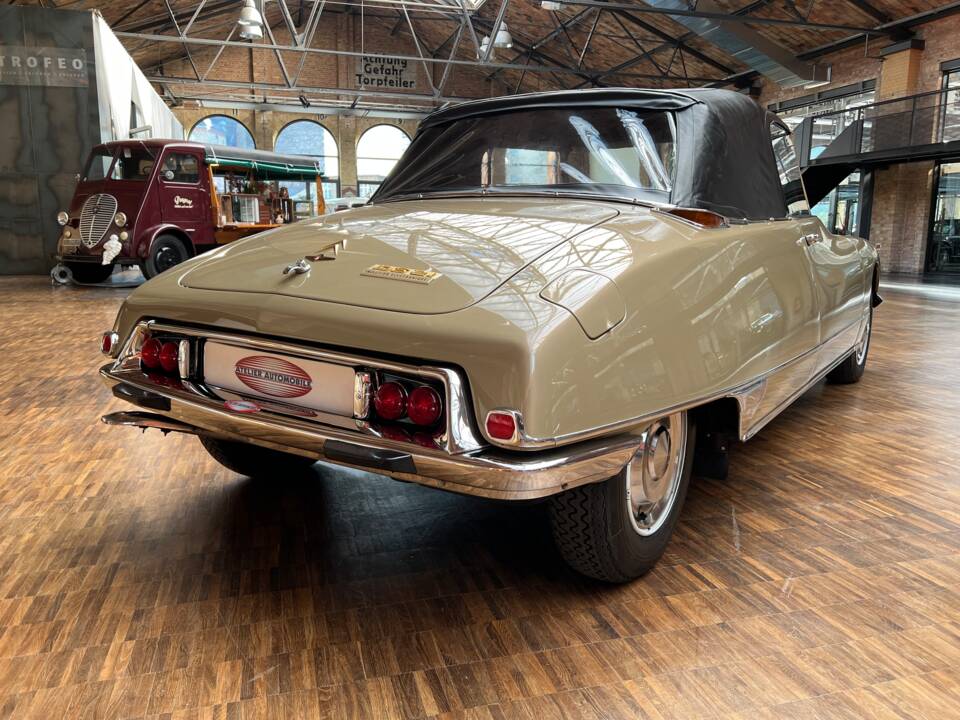 Imagen 17/31 de Citroën DS 21 Usine (1970)