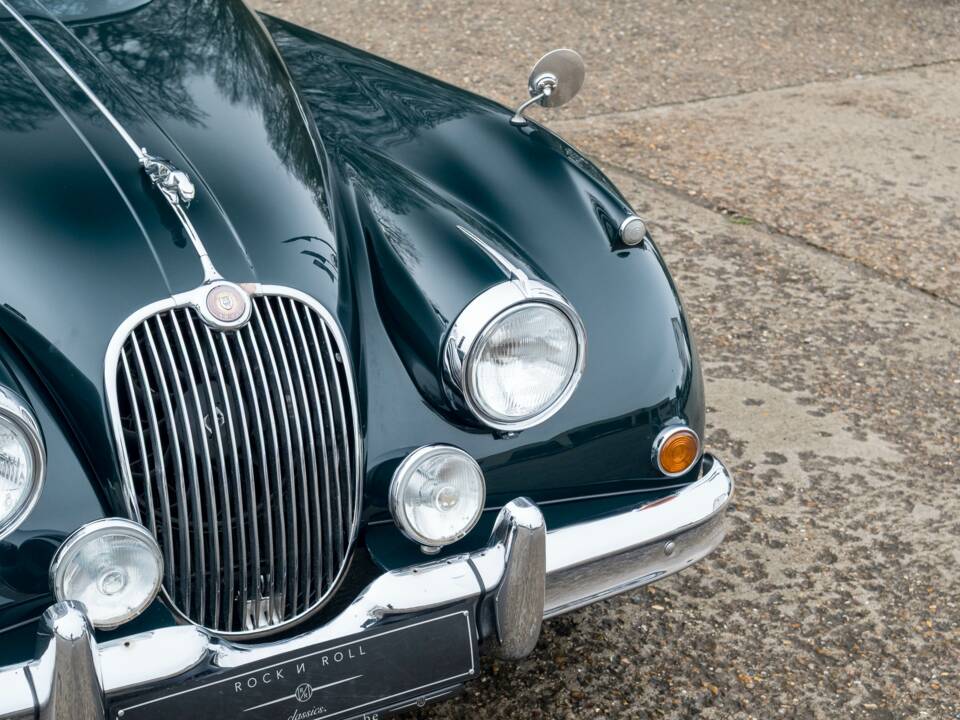 Immagine 16/25 di Jaguar XK 150 3.8 SE DHC (1960)