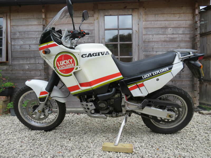 Imagen 2/50 de Cagiva DUMMY (1990)