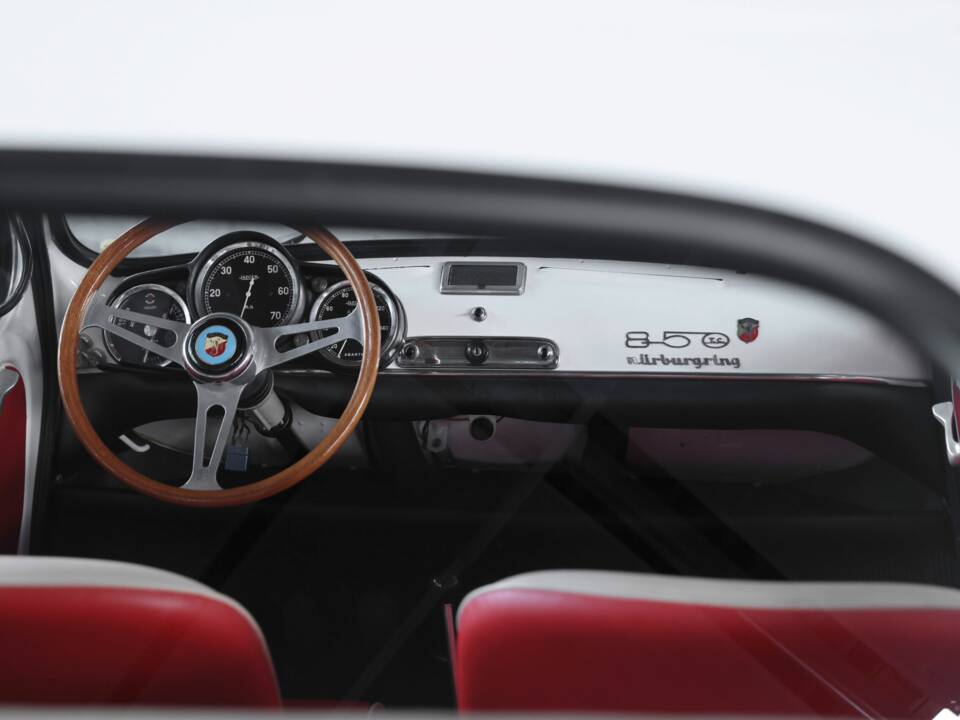 Image 28/47 of Abarth Fiat 850 TC (1965)