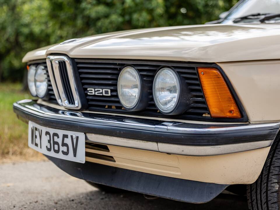 Image 33/48 of BMW 320/6 (1980)