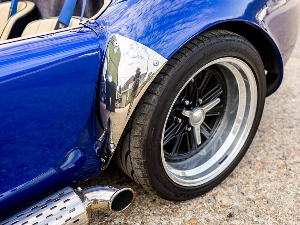 Image 29/50 of Dax Cobra (2005)
