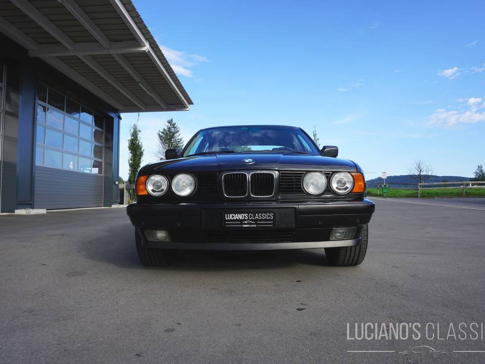 Afbeelding 5/41 van BMW 525i (1991)