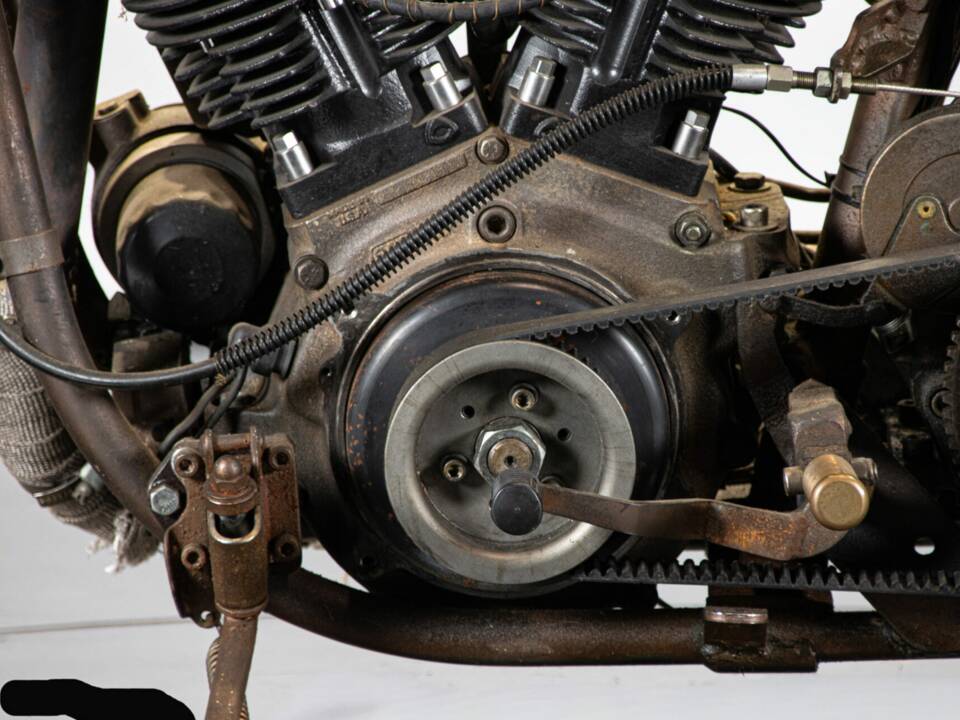 Image 25/50 of Harley-Davidson FXSTC 1340 Softail Custom (1989)