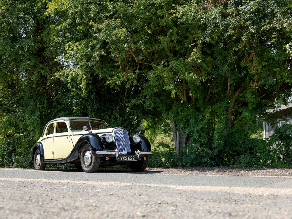 Image 2/47 of Riley 1.5 Litre RMA (1949)