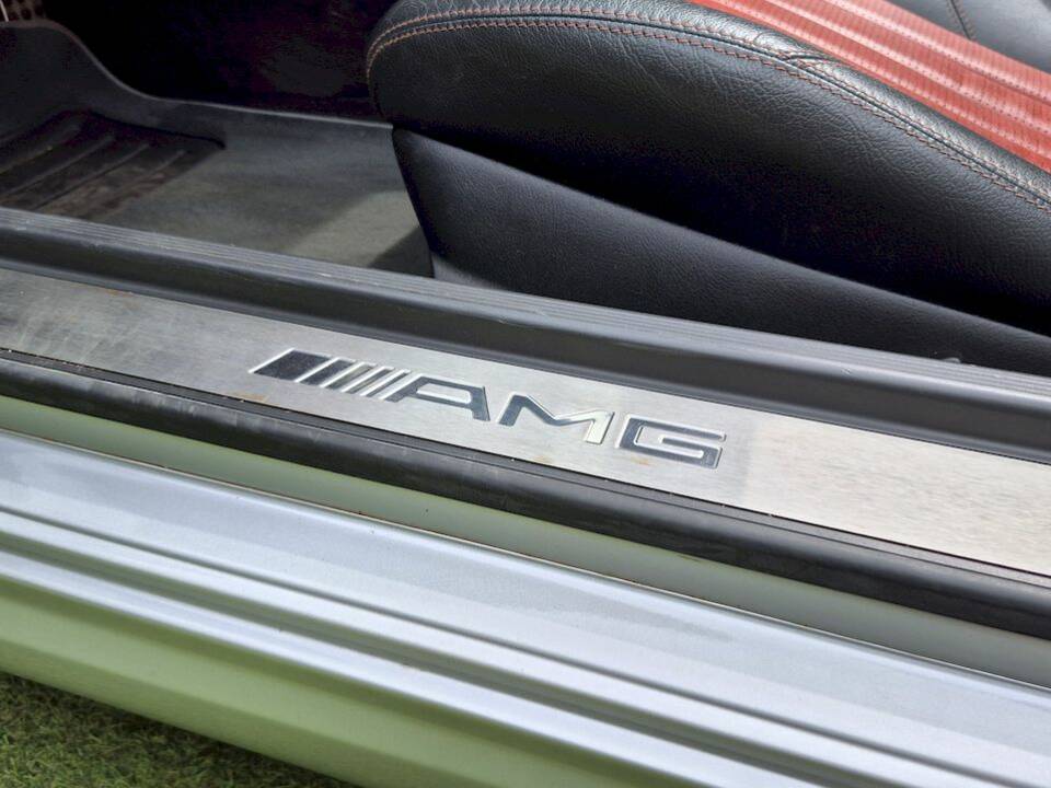 Afbeelding 24/63 van Mercedes-Benz SLK 32 AMG (2001)