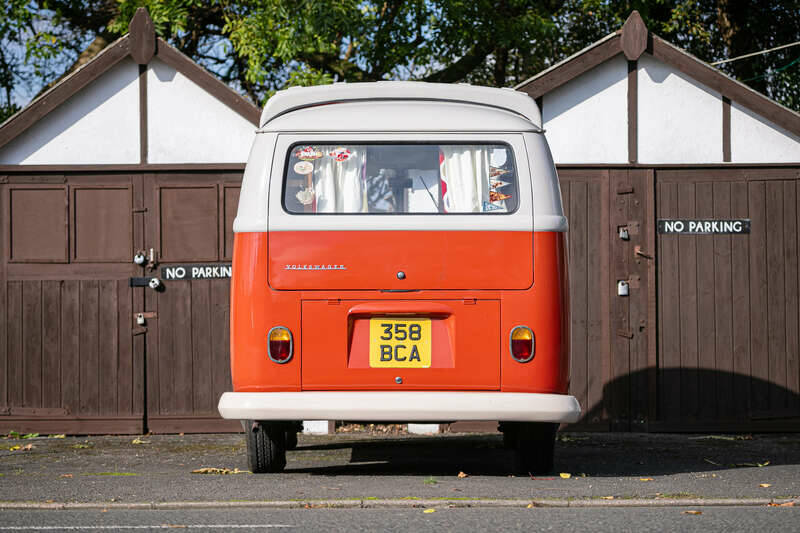 Immagine 6/29 di Volkswagen T1 camper (1964)