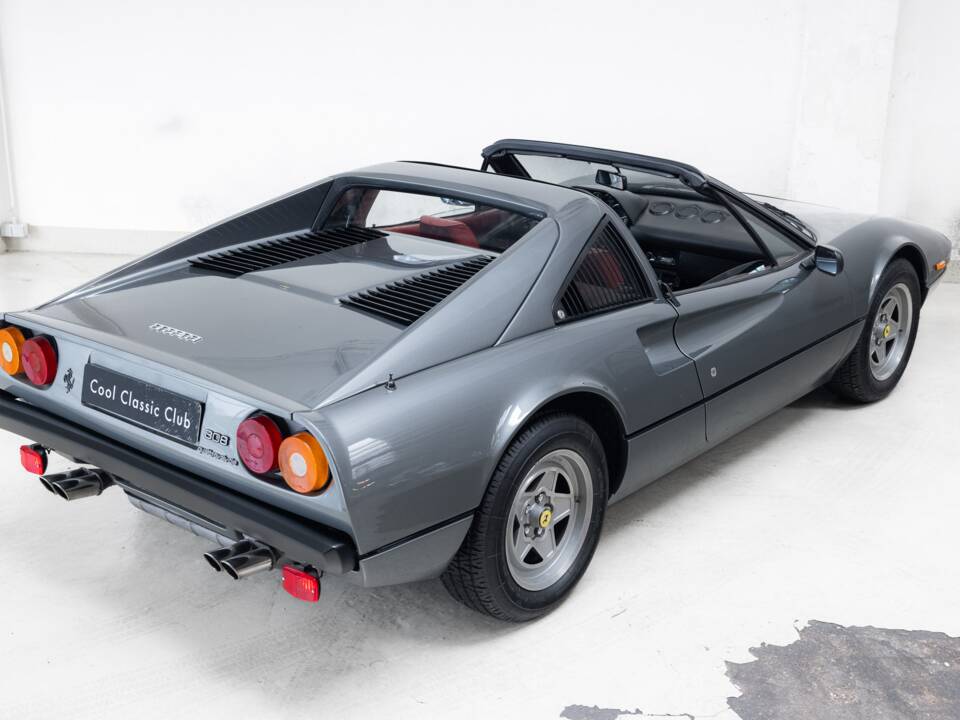 Bild 40/40 von Ferrari 308 GTS Quattrovalvole (1984)