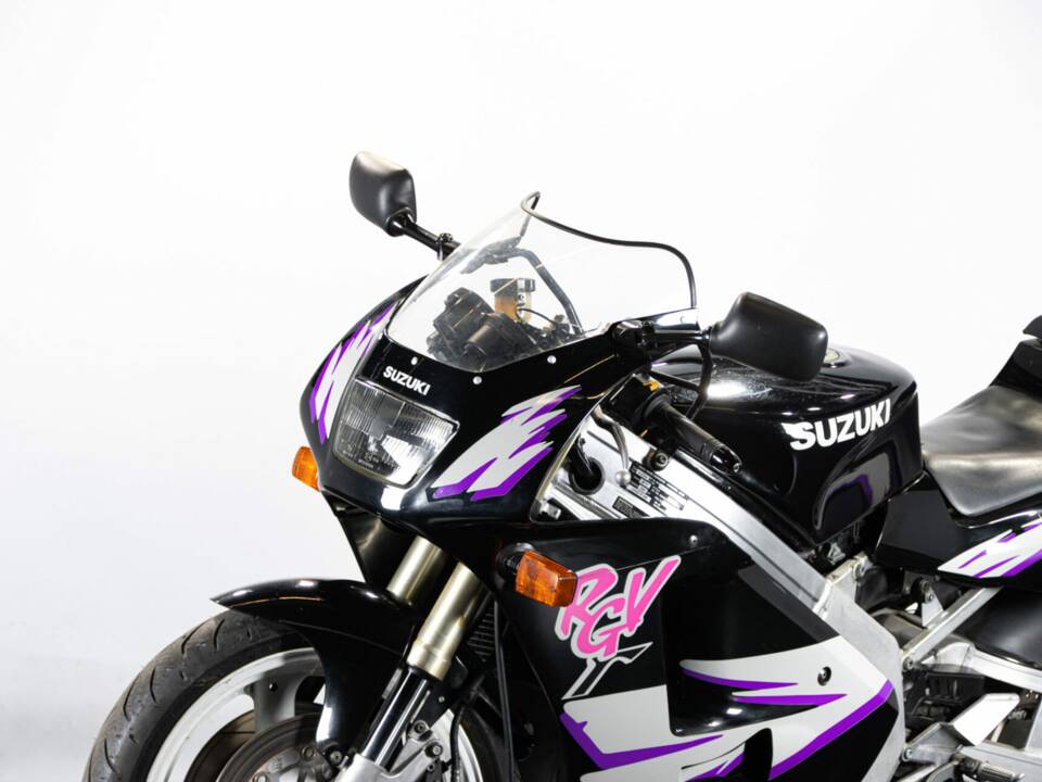 Afbeelding 33/45 van Suzuki RGV 250 Gamma (1992)