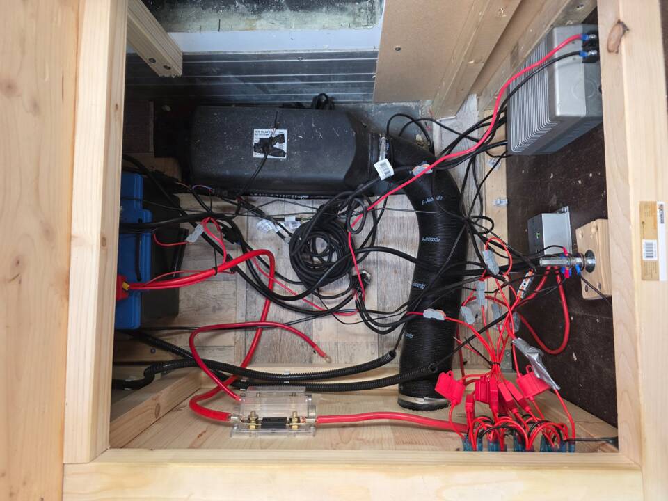 Image 34/38 de Mercedes-Benz Unimog U 1300 L (1986)