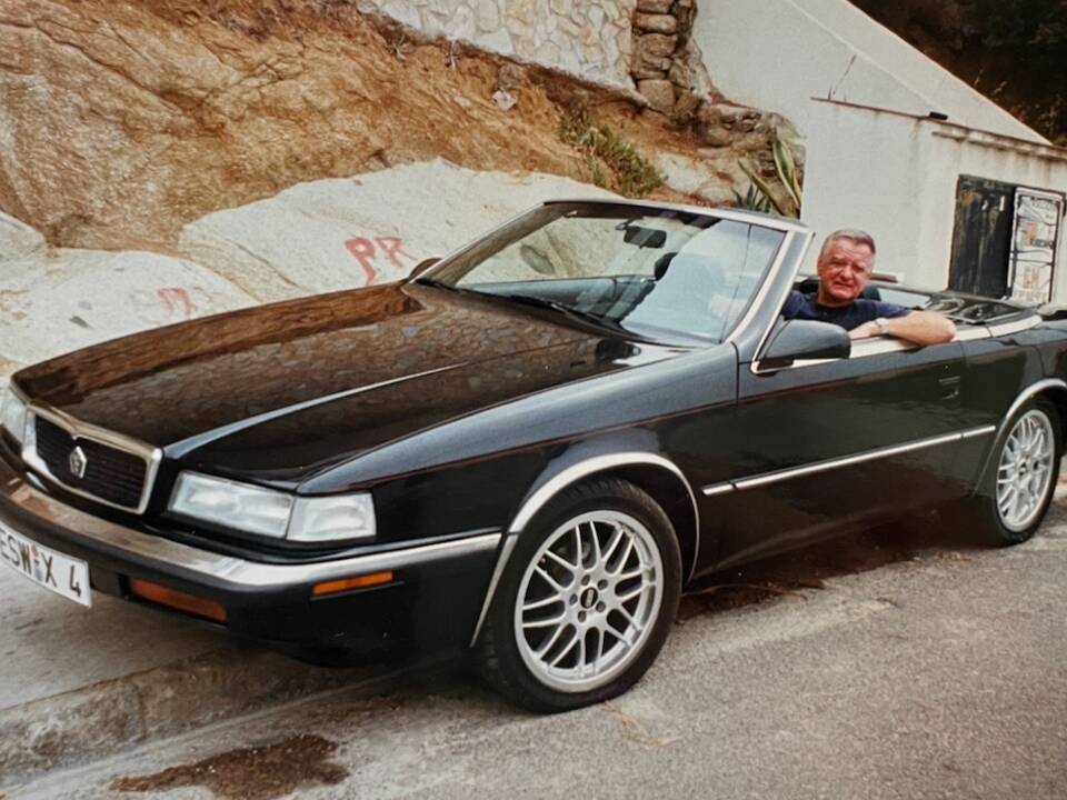 Image 2/17 of Chrysler TC by Maserati (1992)