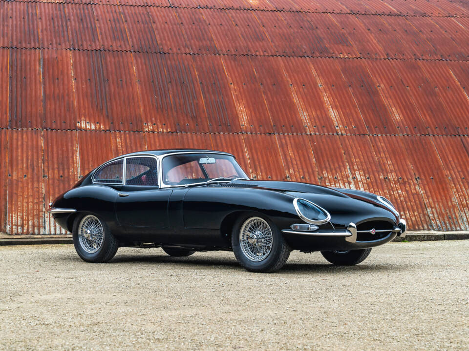 Afbeelding 3/27 van Jaguar E-Type 4.2 (1967)