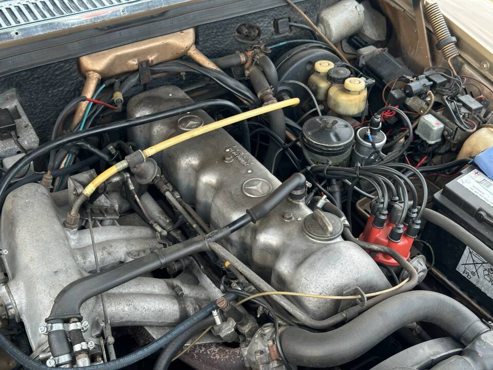 Bild 6/27 von Mercedes-Benz 250 CE (1970)