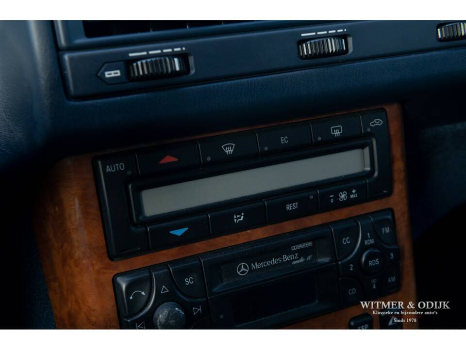 Afbeelding 24/32 van Mercedes-Benz SL 280 (2000)