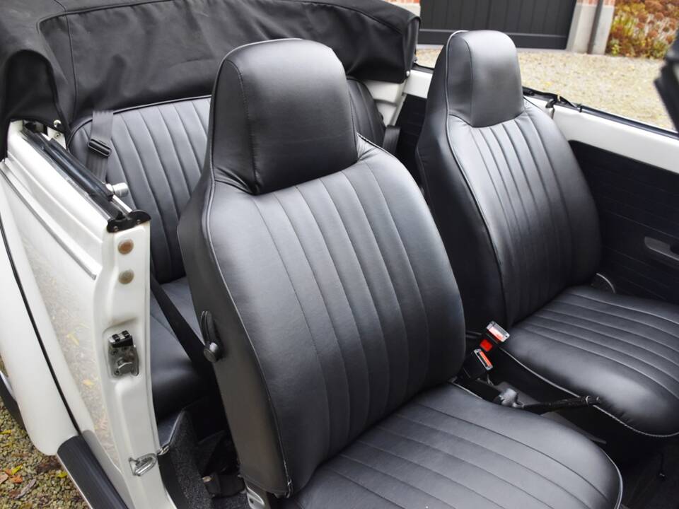 Bild 37/49 von Volkswagen Super Beetle (1979)