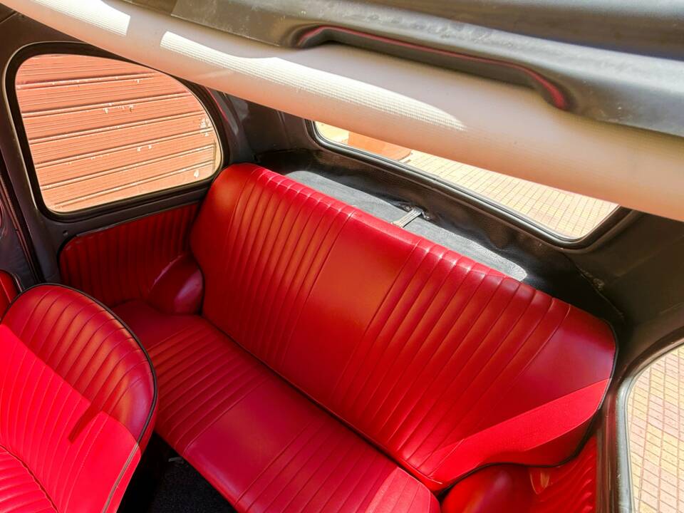 Image 19/25 de FIAT 500 L (1971)