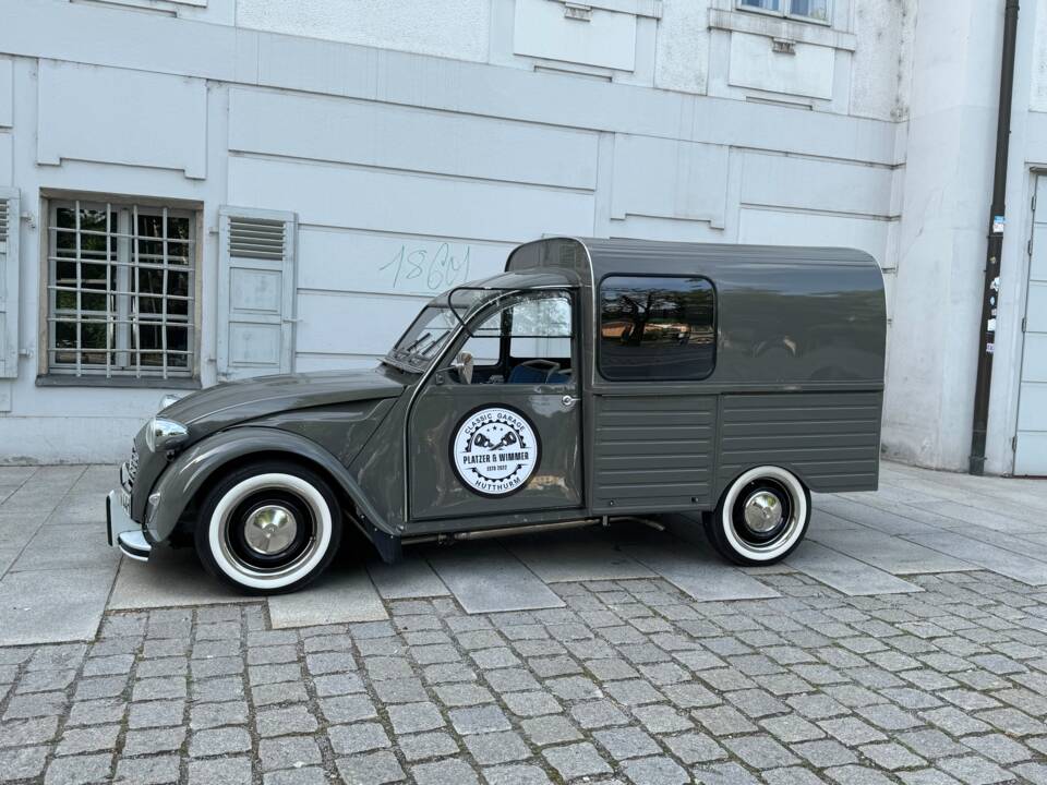 Bild 9/30 von Citroën AK 400 (1973)