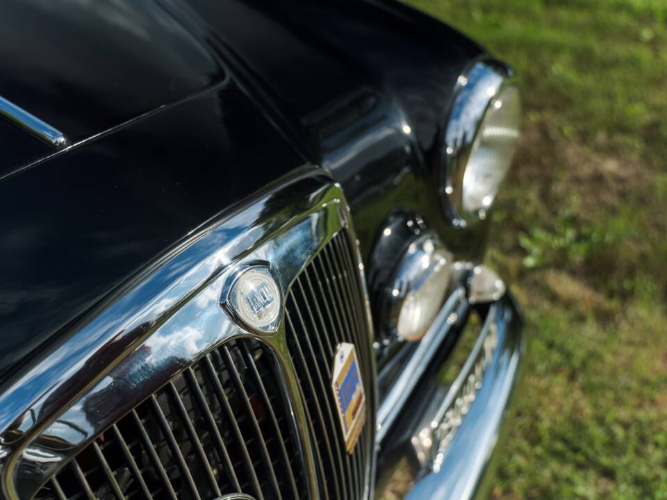 Image 10/97 of Lancia Aurelia B20 GT 2500 (1957)