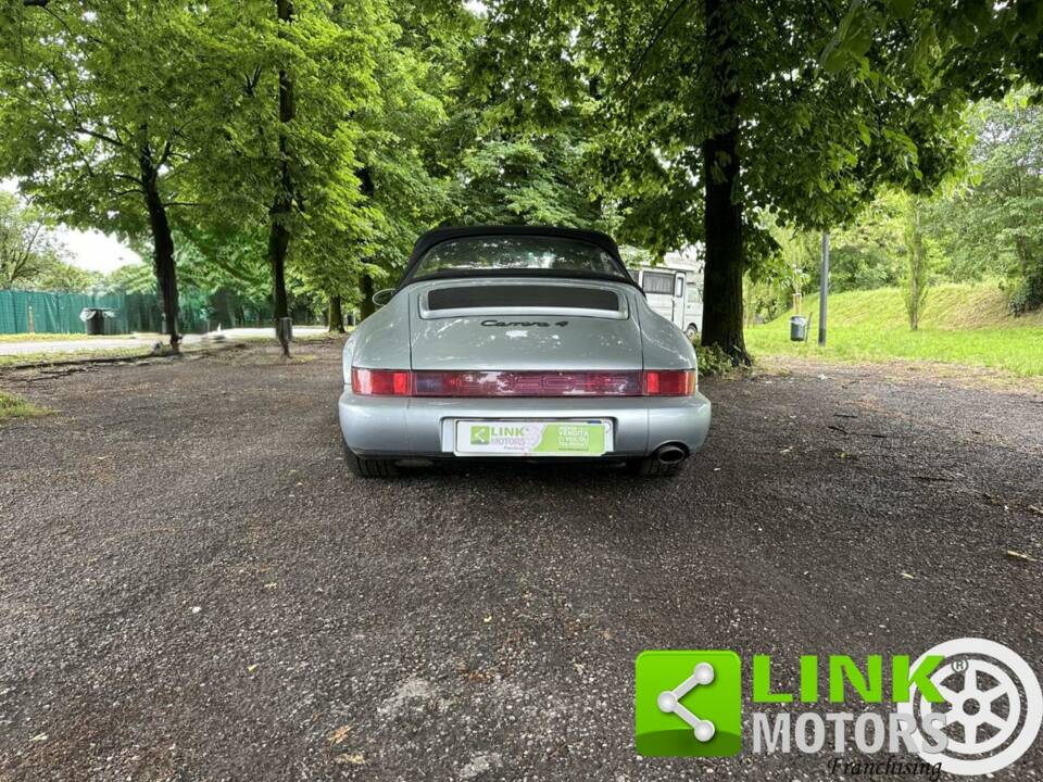 Image 8/10 de Porsche 911 Carrera 4 (1991)