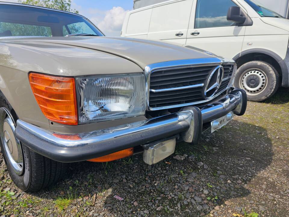Image 20/27 of Mercedes-Benz 350 SL (1972)