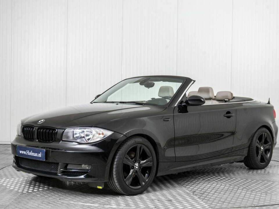 Image 1/50 of BMW 125i (2008)