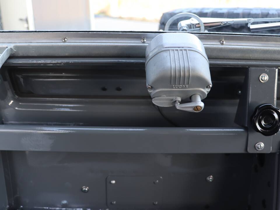 Bild 26/64 von Land Rover 88 (1958)