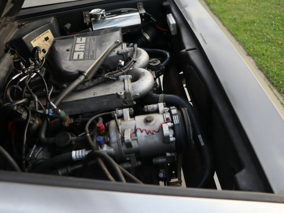 Immagine 25/50 di DeLorean DMC-12 (1981)