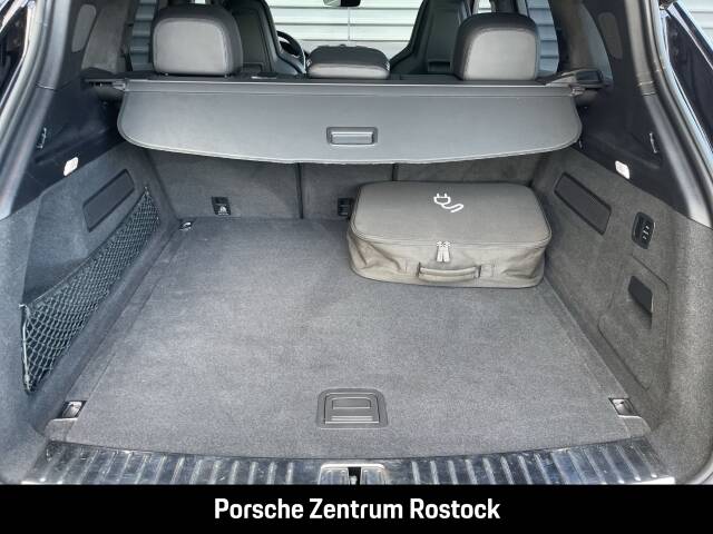 Imagen 30/31 de Porsche Cayenne Turbo S E-Hybrid (2020)