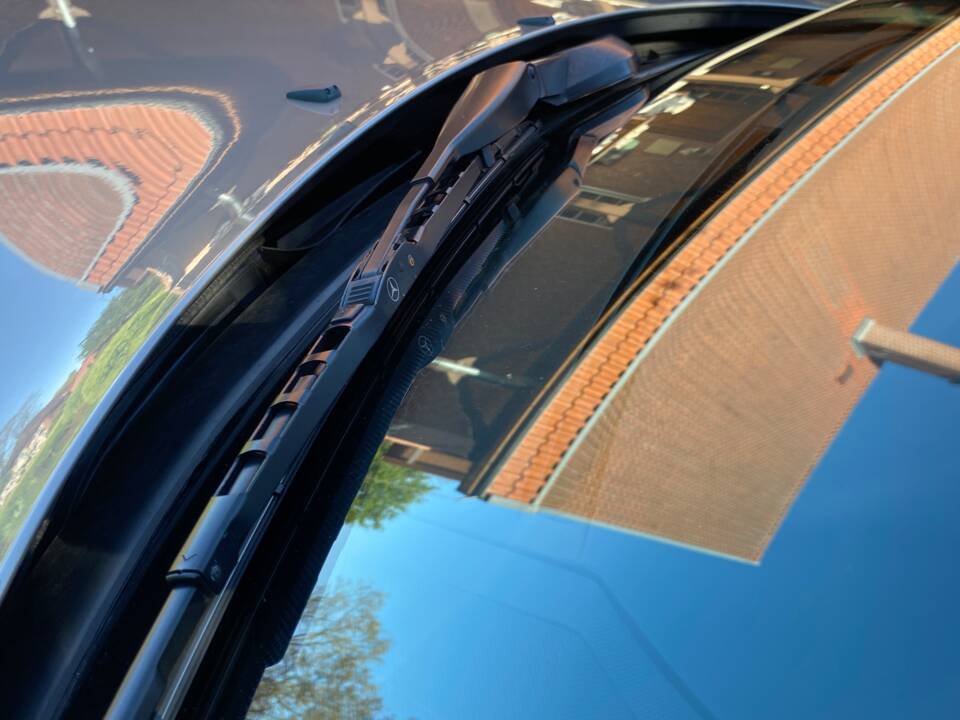 Bild 15/33 von Mercedes-Benz E 200 T (1994)