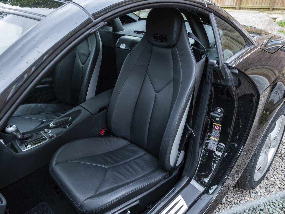Immagine 36/43 di Mercedes-Benz SLK 350 (2004)