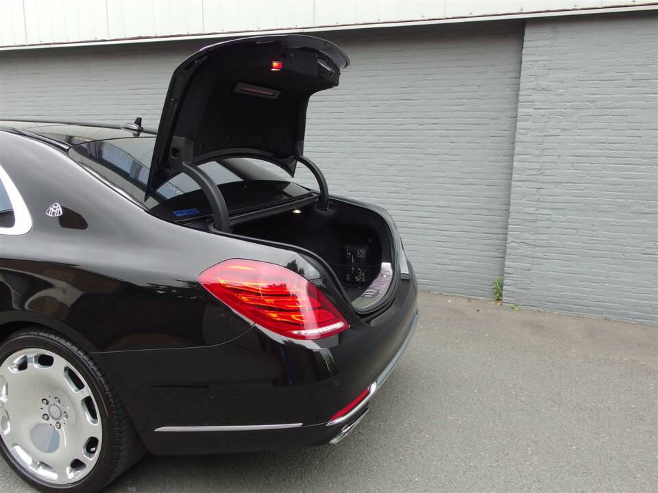 Bild 76/99 von Mercedes-Benz Maybach S 500 (2015)