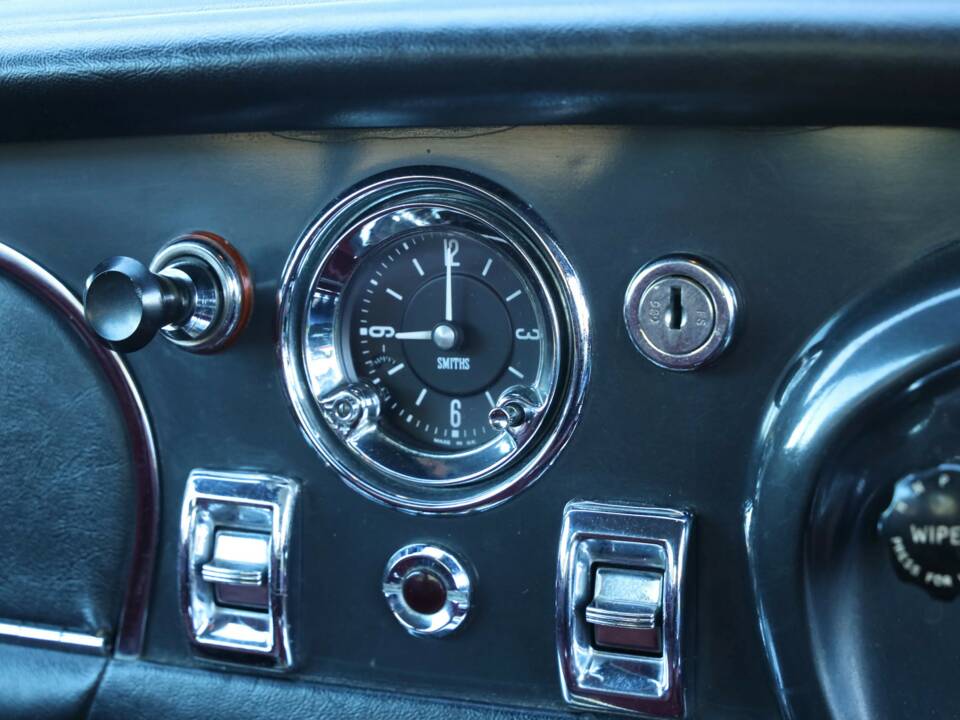 Bild 50/50 von Aston Martin DB 6 (1968)