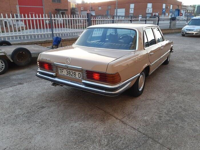 Image 7/7 of Mercedes-Benz 280 SE (1974)