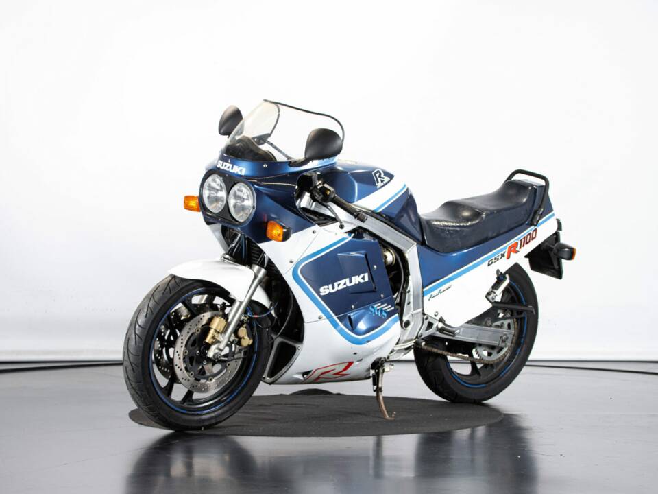 Immagine 8/47 di Suzuki GSX-R 1100 (1987)
