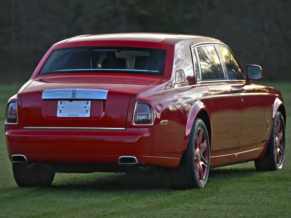 Image 15/50 of Rolls-Royce Phantom VII (2016)