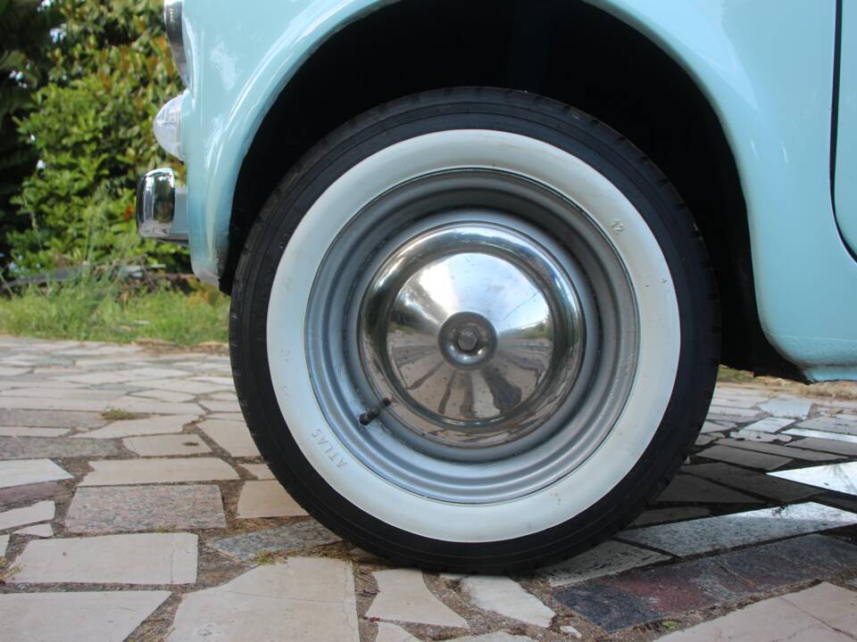 Image 17/71 of FIAT 500 F (1968)