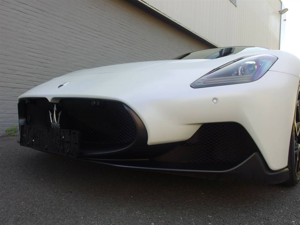 Imagen 13/100 de Maserati MC20 (2022)