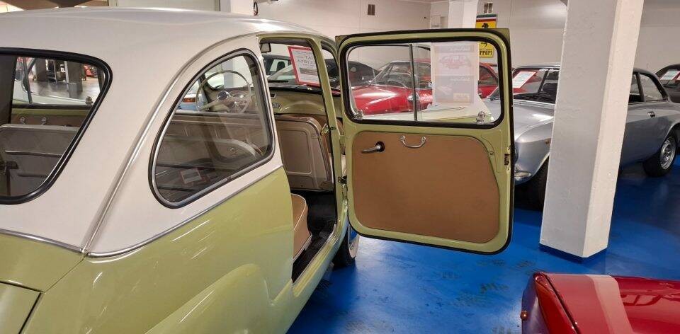 Image 34/36 of FIAT 600 D Multipla (1964)