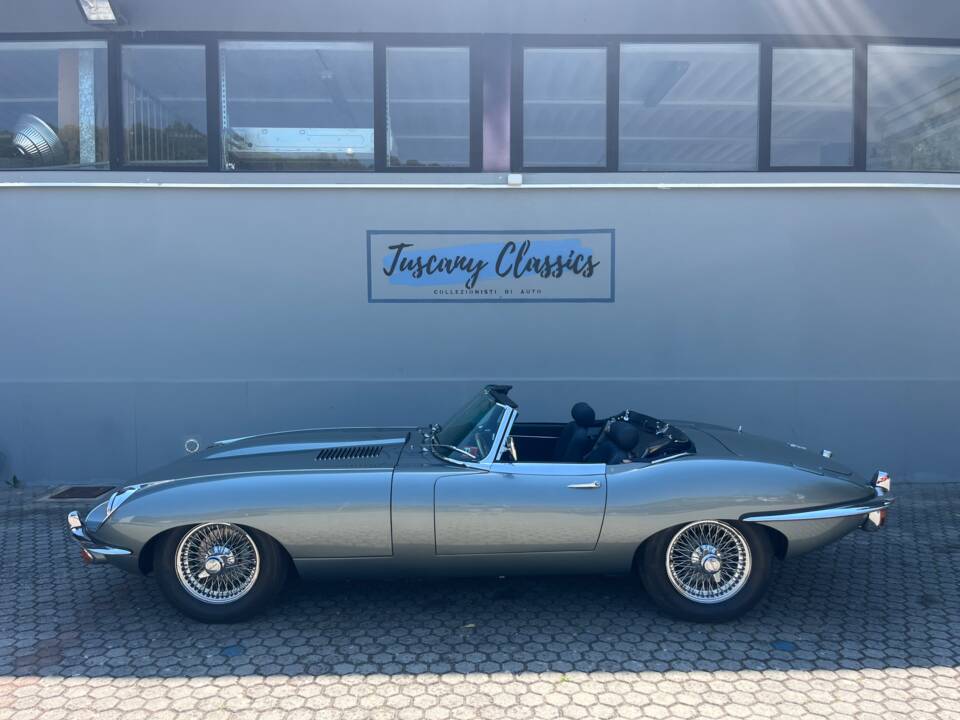 Bild 1/32 von Jaguar E-Type (1969)