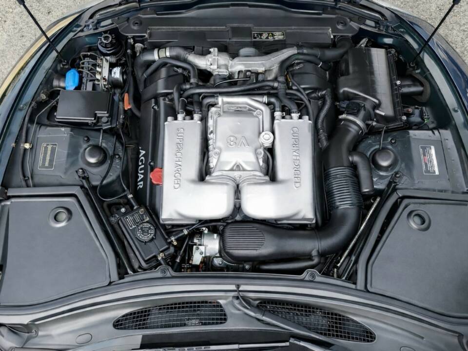 Imagen 15/21 de Jaguar XKR (2001)