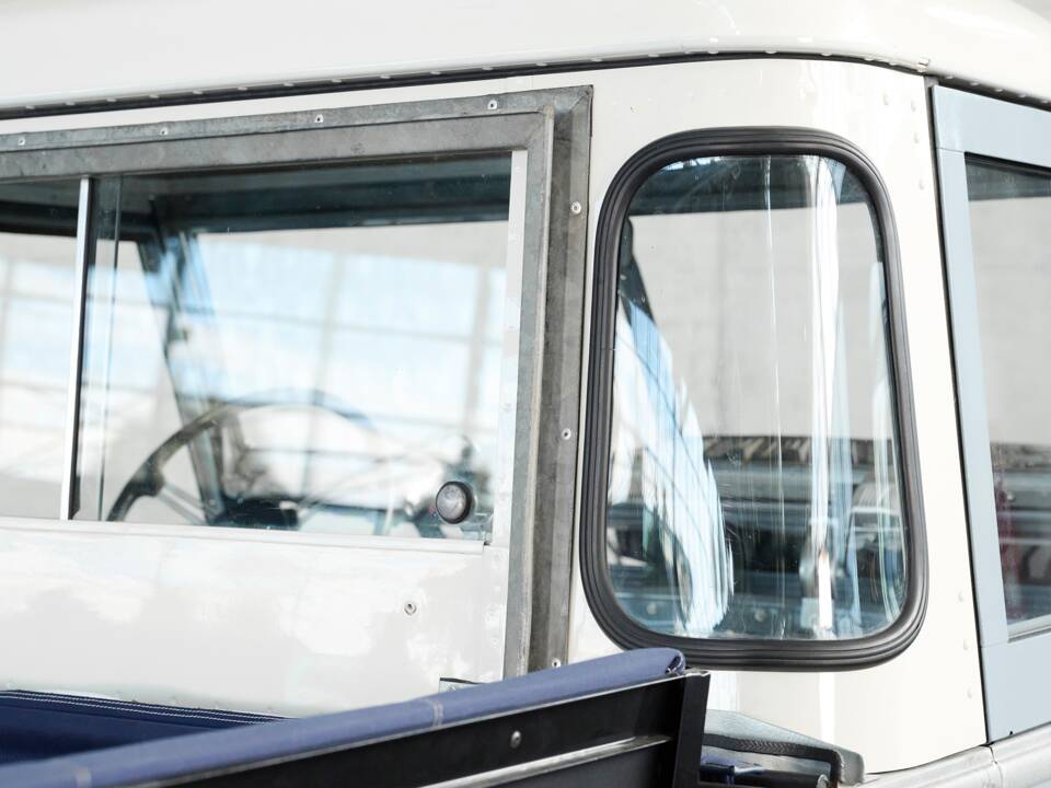 Bild 37/50 von Land Rover 88 (1961)